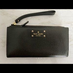 NWOT ✨ Kate Spade Layton Wallet Wristlet Black